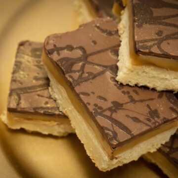 close up millionaire's shortbread to the right