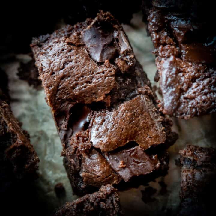 featured image of an after eight brownie