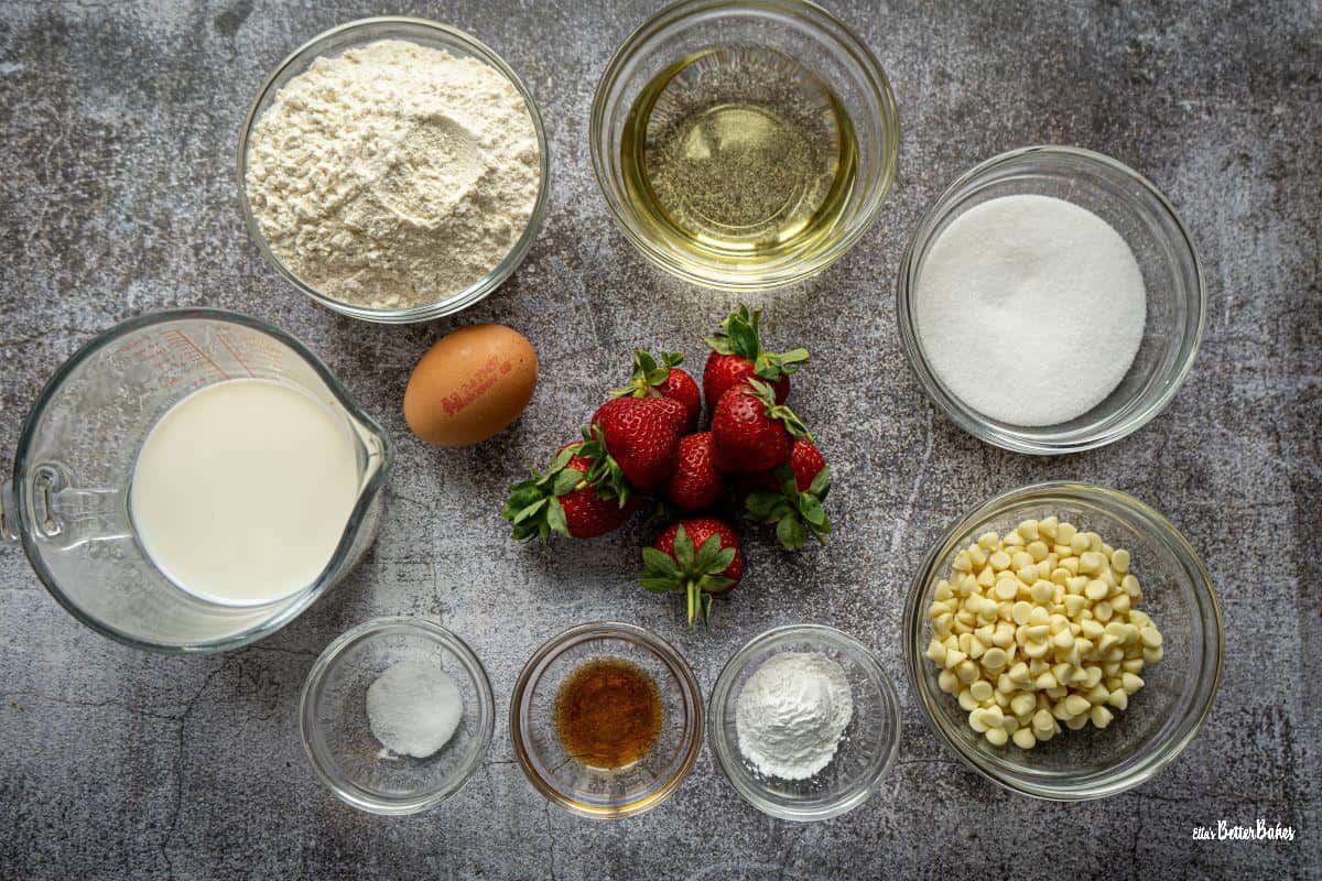 strawberry and white chocolate muffins ingredients