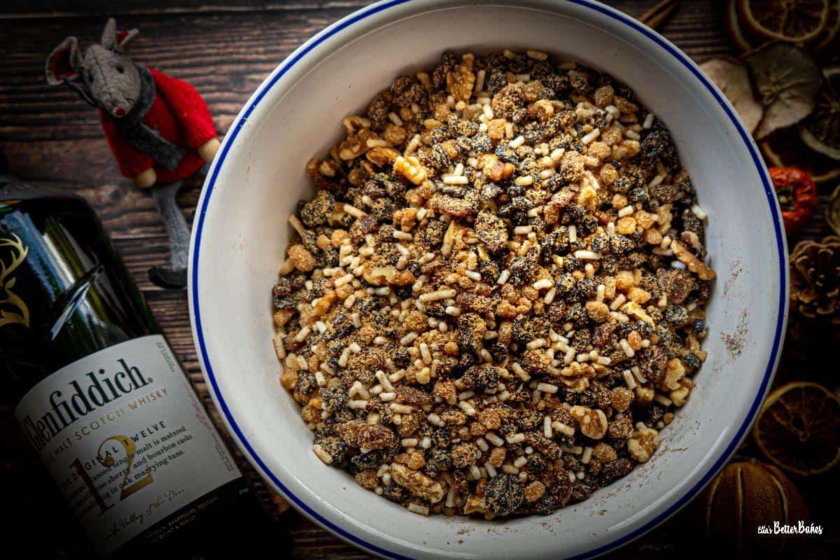 dry mincemeat ingredients mixed