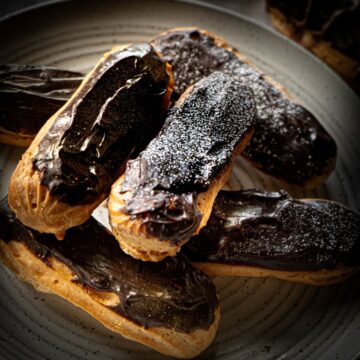 featured image of coffee eclairs