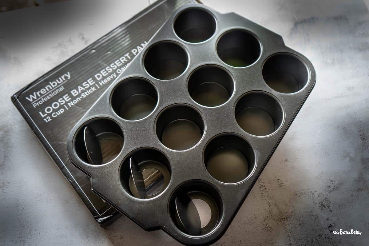 Wrenbury 12 cup cheesecake tin