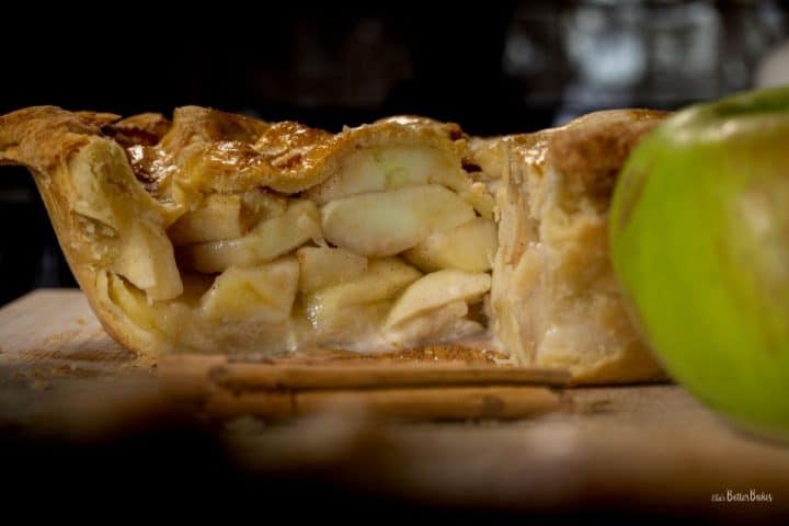 apple pie close up